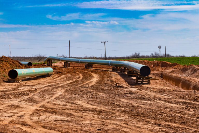 Solution Buyers Guide for Midstream Engineers explains why the midstream environment for pipeline engineering has never been more intense